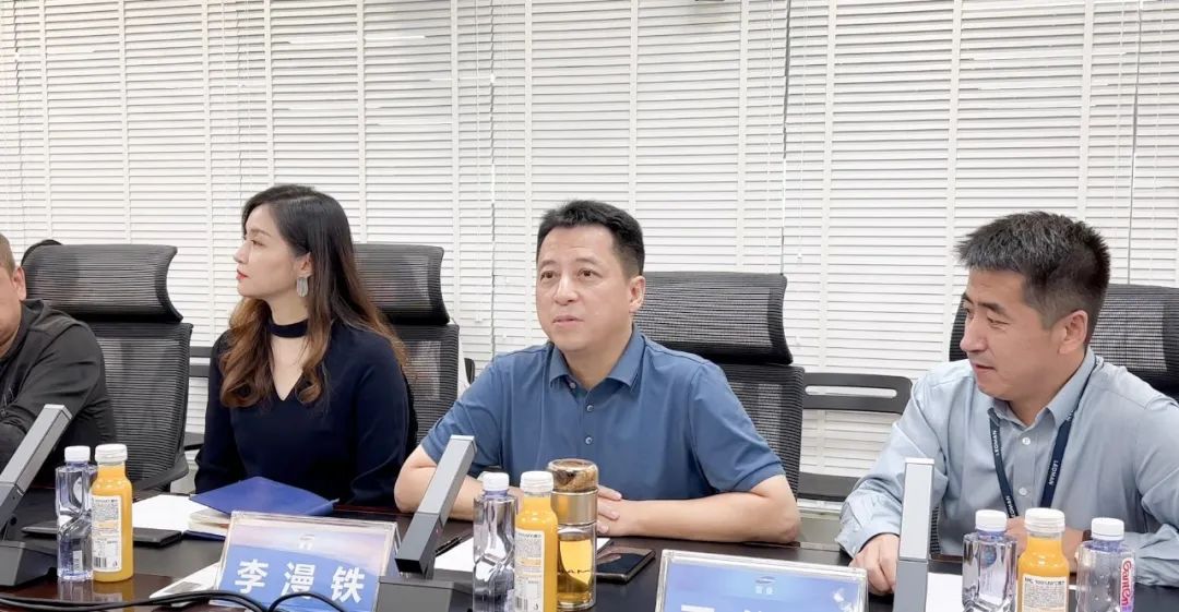 雷曼家庭巨幕与深圳市家装家居行业协会强强联合