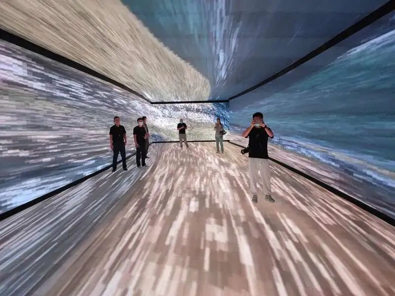 中国青年报报道：洲明科技打造亚洲最大元宇宙剧场，还原红旗渠修建场景