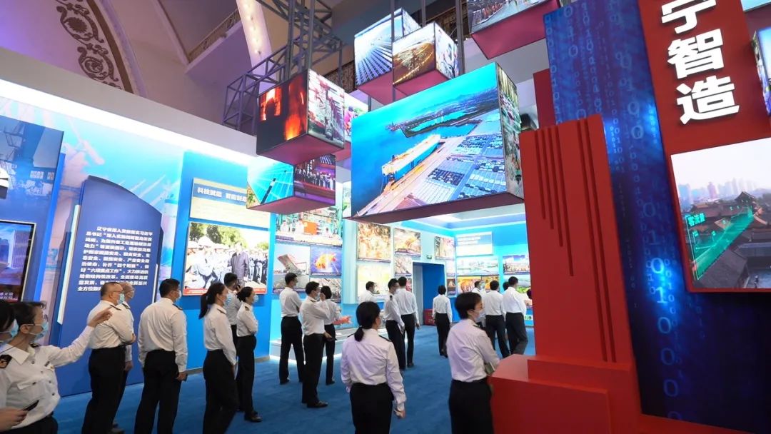 新时代，新征程 | 利亚德助力“奋进新时代”主题成就展