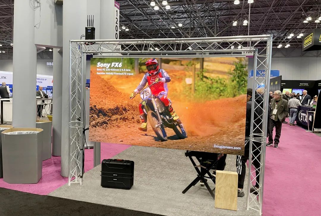 雷曼亮相2022美国NAB SHOW 超高清屏显产品展优质视效