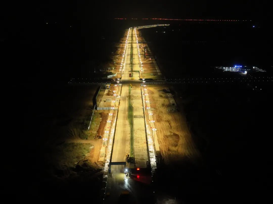 佛山照明助力湖北重点基建项目光谷科学岛提速建设