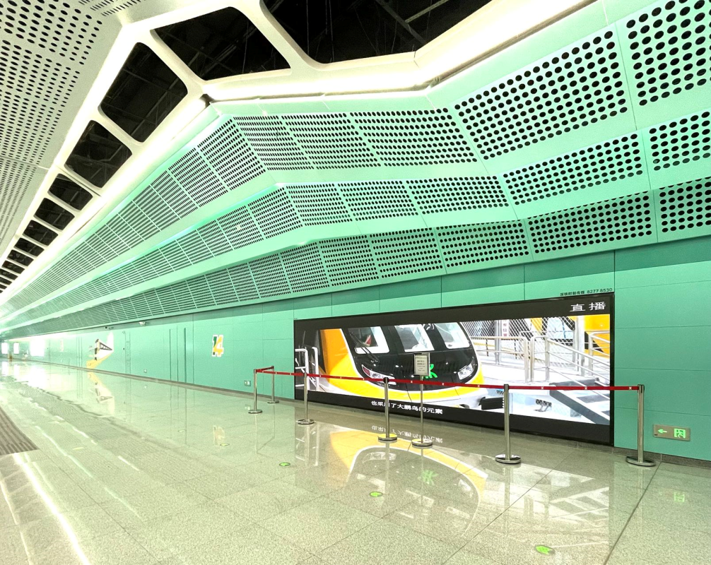 又上央视!联建光电再次“霸屏”,64套屏点亮深圳14号坪山首条地铁线 又上央视!联建光电再次“霸屏”,64套屏点亮深圳14号坪山首条地铁线