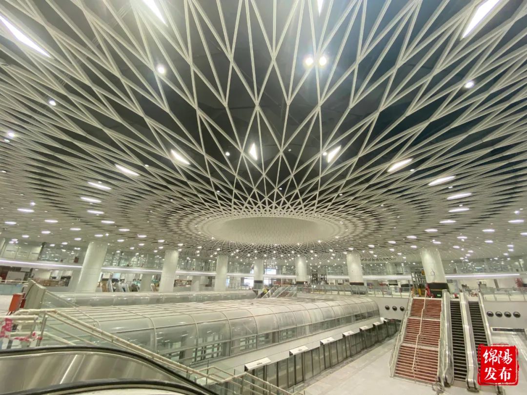 科技感十足!“绵阳造”点亮“深圳之眼” 科技感十足!“绵阳造”点亮“深圳之眼”