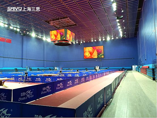 又一标志性场馆！三思LED科技闪耀成都城东体育公园！