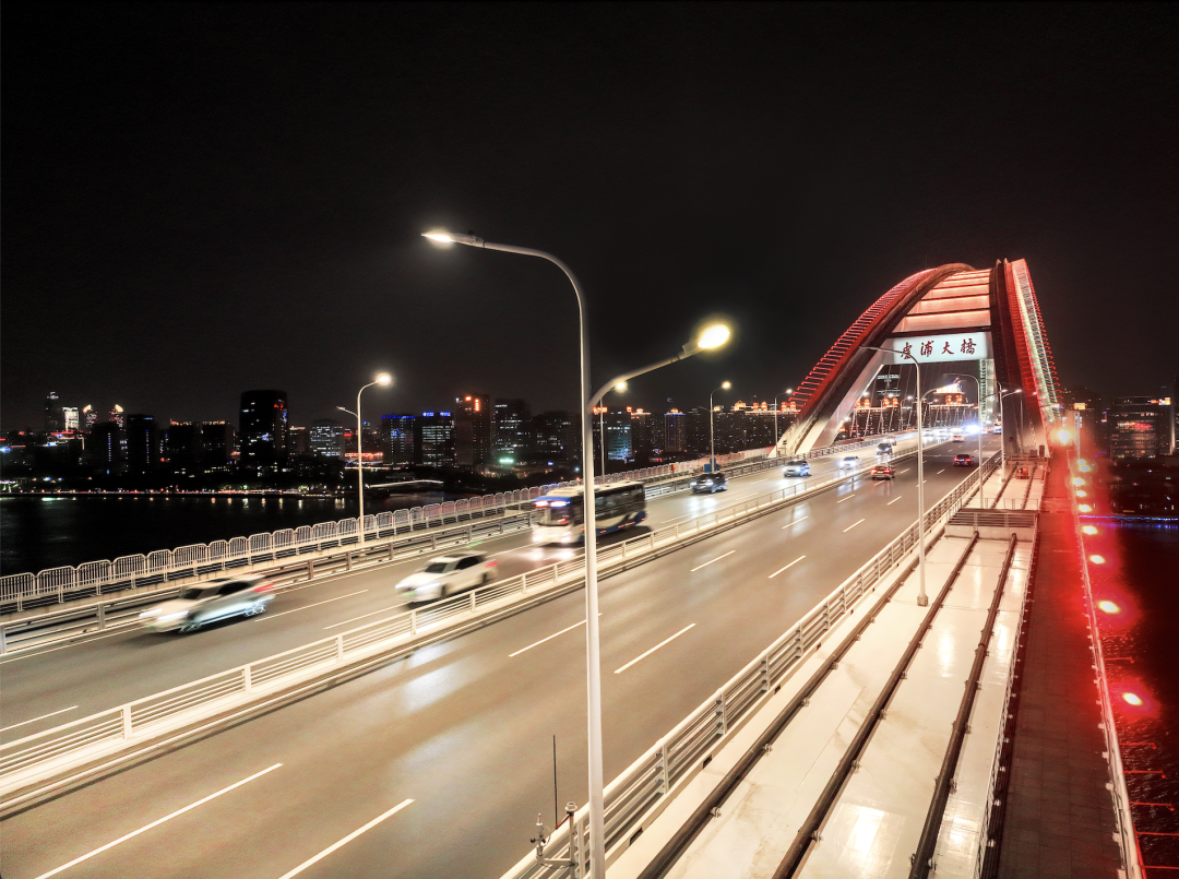 欧普照明实验室连续8年通过CNAS认可实验室的评审，助力落地走入千家万户