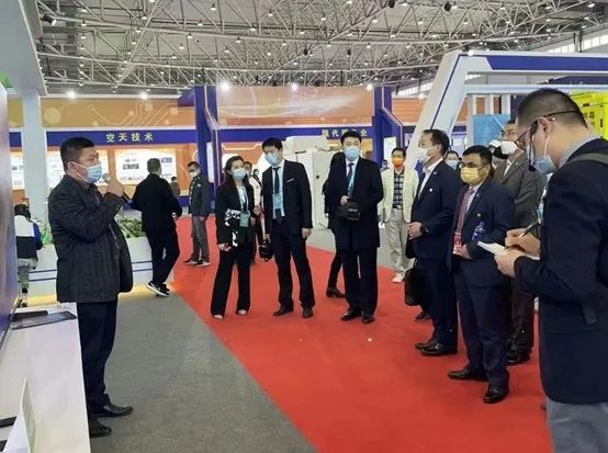 希达电子携首台Mini-LED直显超高清4K电视亮相国家“十三五”科技创新成果巡回展