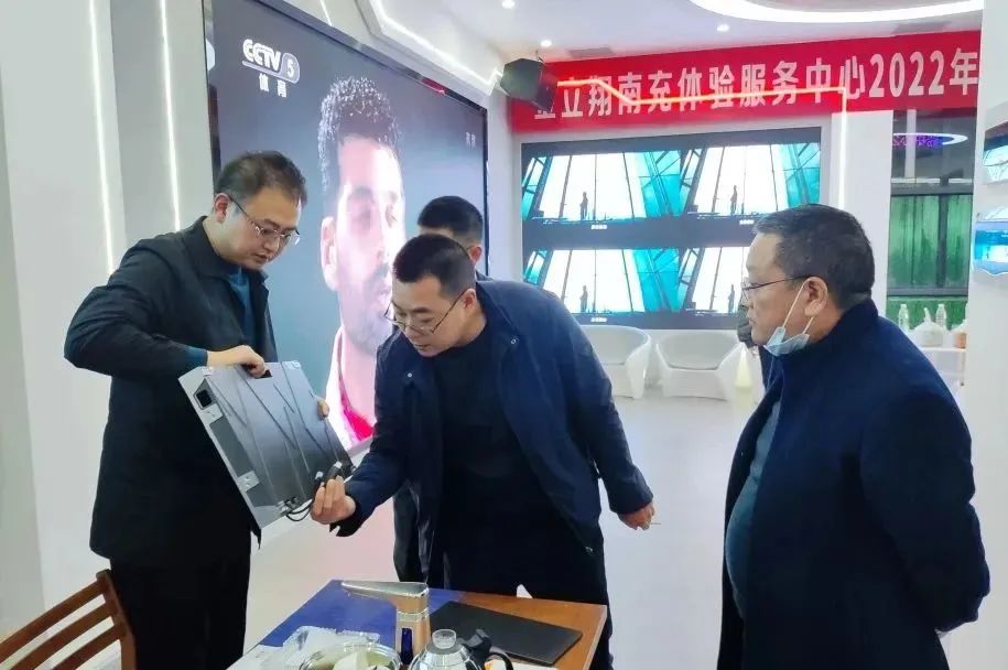 金立翔|四川南充推介会 │ 享受精彩赛事，来一场显示“狂欢”