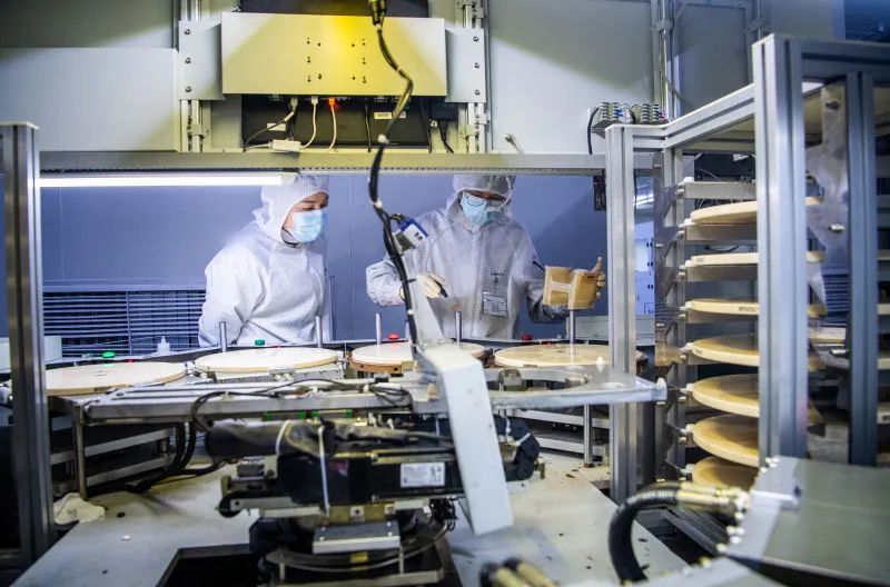 MiniLED直显芯片行业“爆冷”中的“逆行者”