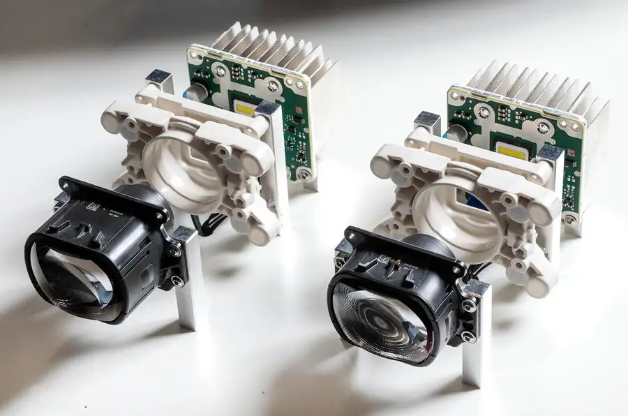 保时捷推出Micro LED高清矩阵头灯，2023年“上车”！