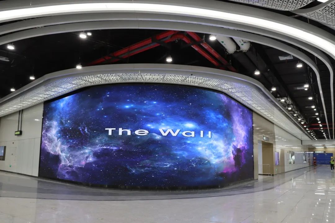 解密深圳地铁16号线LED广告屏