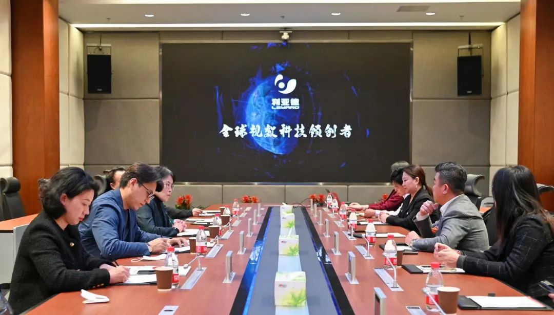 利亚德携手中国煤矿文工团：为舞台艺术插上科技的翅膀