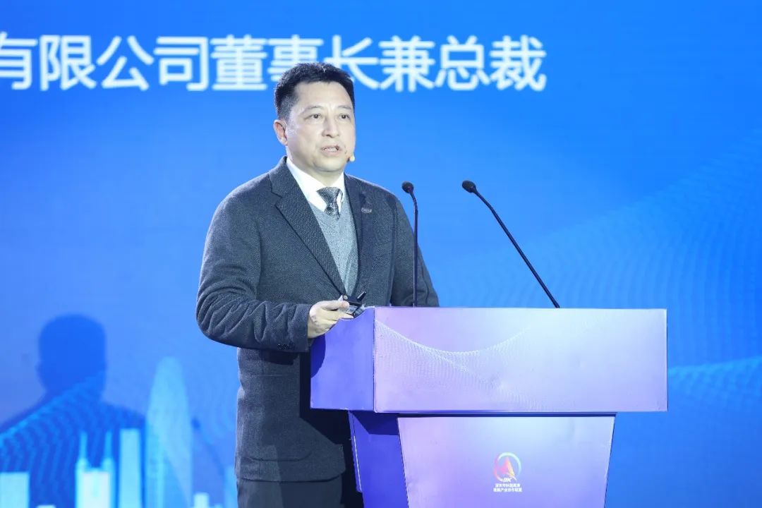 获两院院士点赞，雷曼8K 163吋Micro LED家庭巨幕亮相深圳国际8K超高清视频产业发展大会