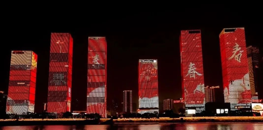 利亚德以创新视效科技打造流光溢彩中国年