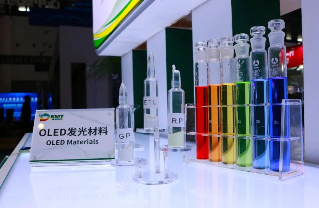 中国电子报评出2022年新型显示产业十件大事