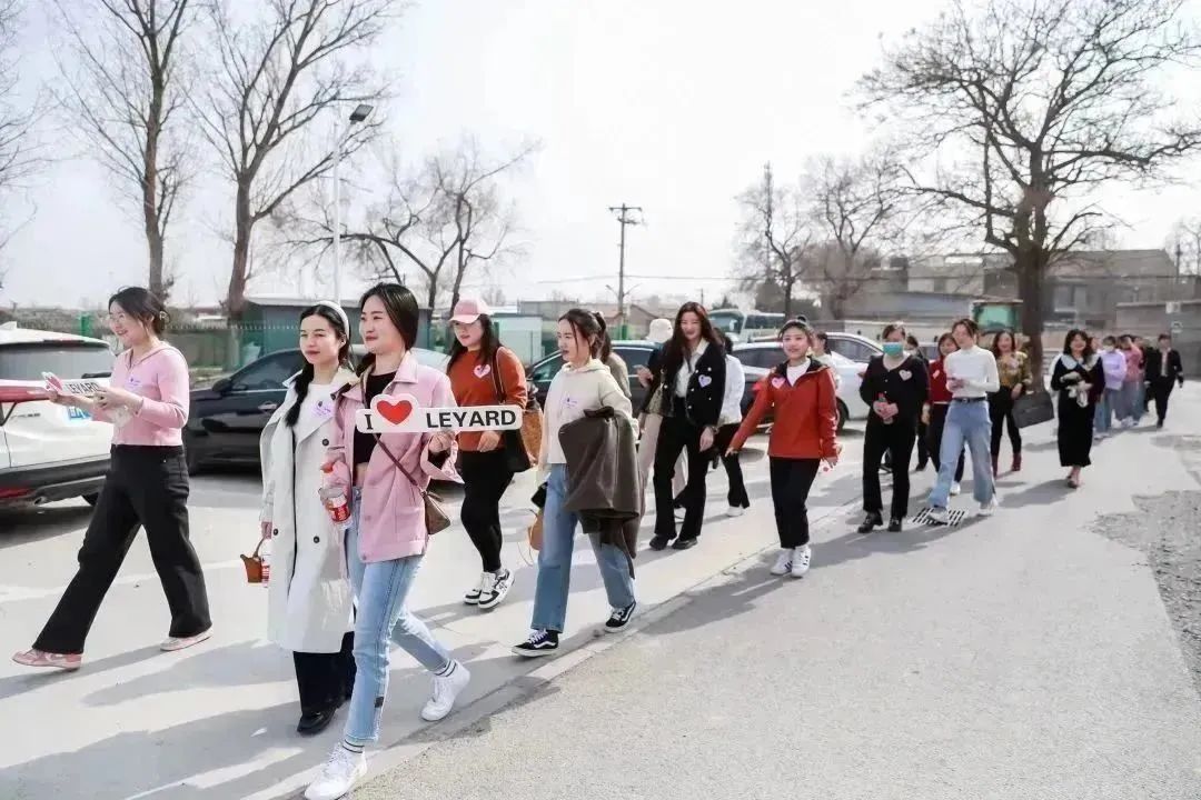 凝聚“她”力量 闪耀“她”风采 利亚德致敬每个闪光的你