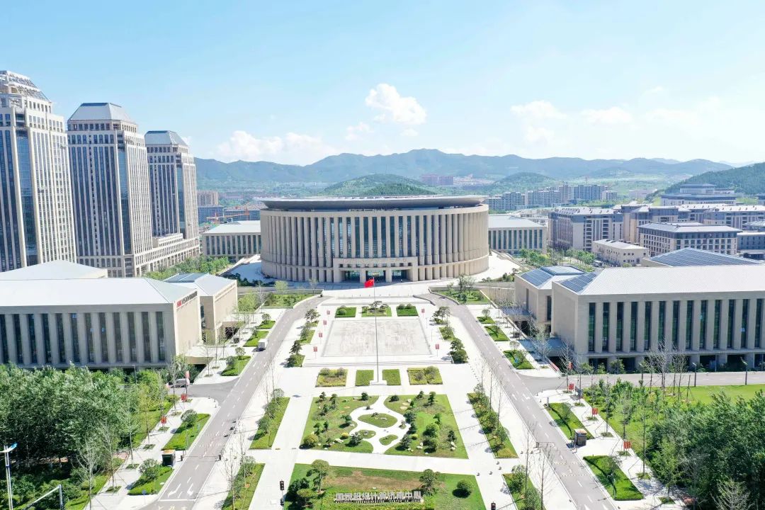 服务数字经济发展，艾比森大屏点亮国家超级计算济南中心