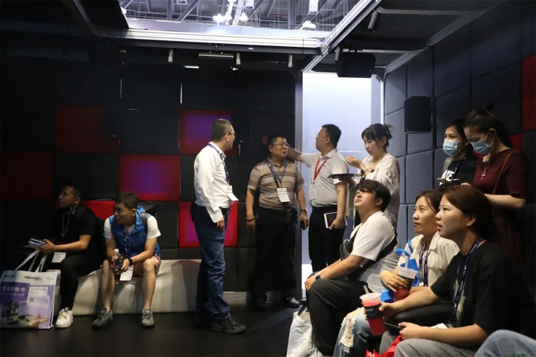 三大首发！AET阿尔泰燃爆北京InfoComm展