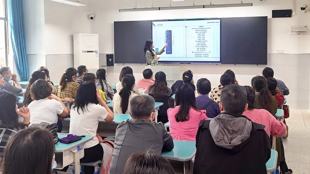 新学校，新未来！创维光电走进鄂州沙塘学校