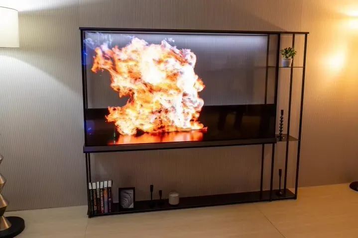 谁主沉浮？三星透明Micro LED对战LG透明OLED