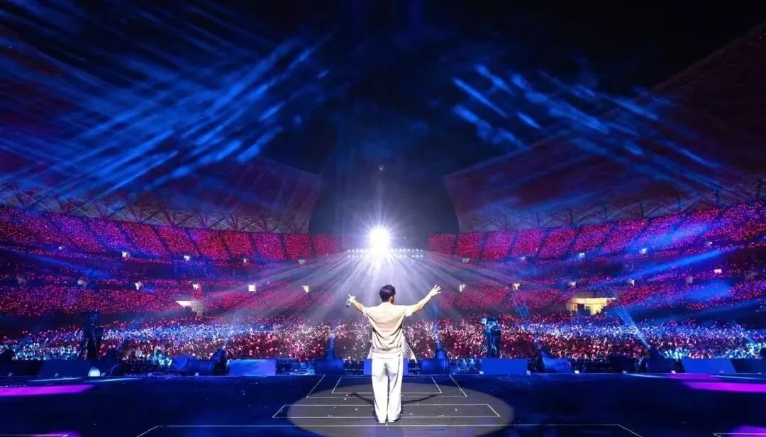 一路生花！联诚发大屏激发文旅演艺新活力！