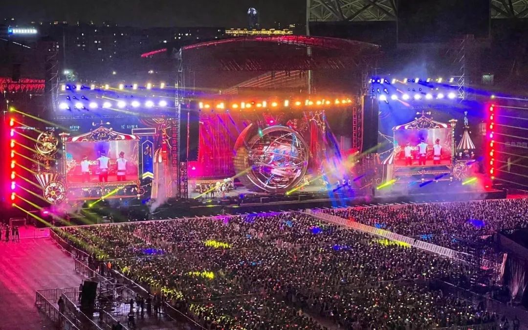 一路生花！联诚发大屏激发文旅演艺新活力！