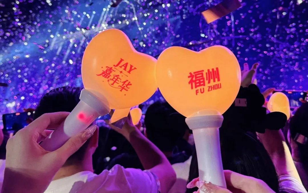 一路生花！联诚发大屏激发文旅演艺新活力！