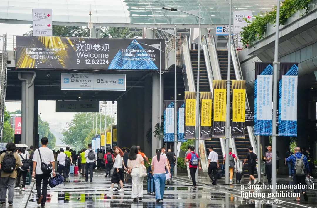 广州国际照明展火热进行中 | 美矽微全息隐形屏多种透明显示解决方案闪耀光亚展