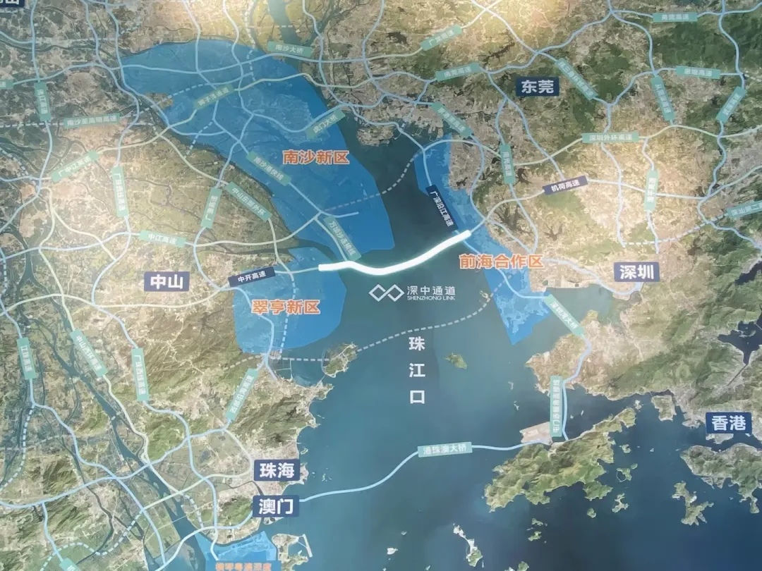 齐聚深中通道∣全国300余专家现场体验三思“黑科技”