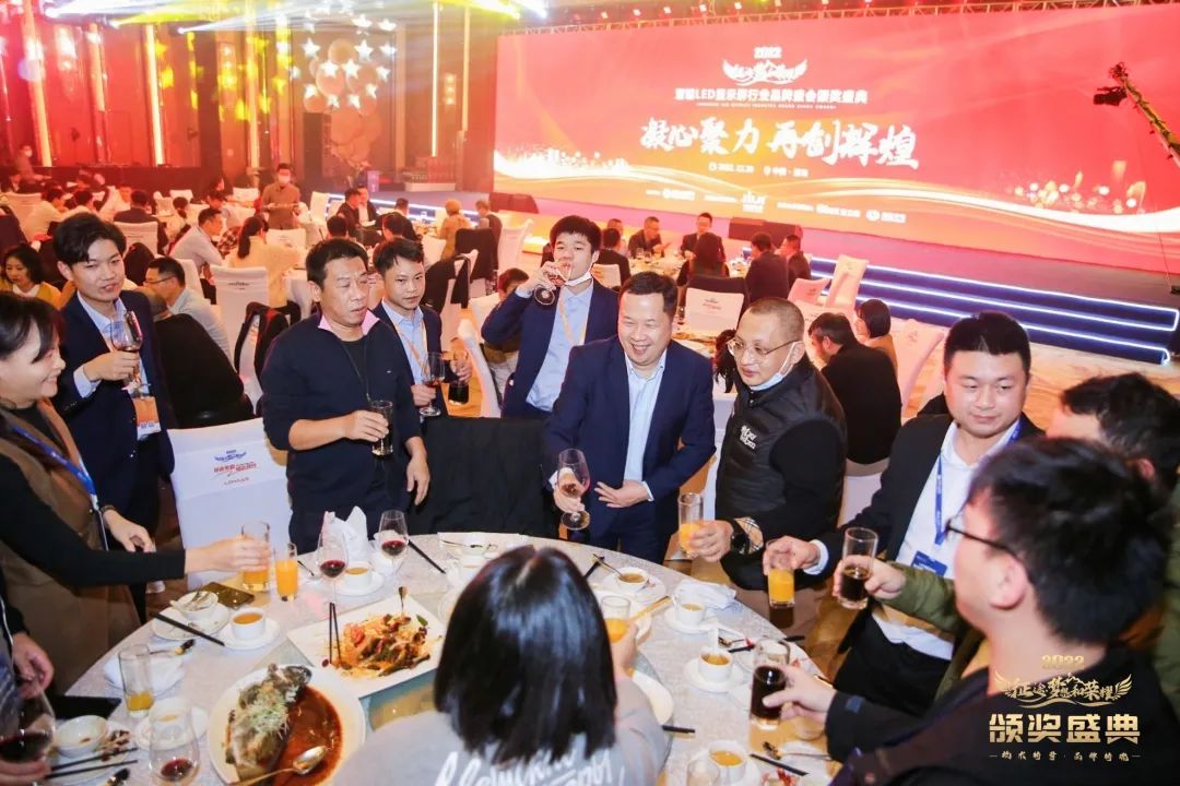 高标准的品牌盛会即将开始，你准备好了吗？