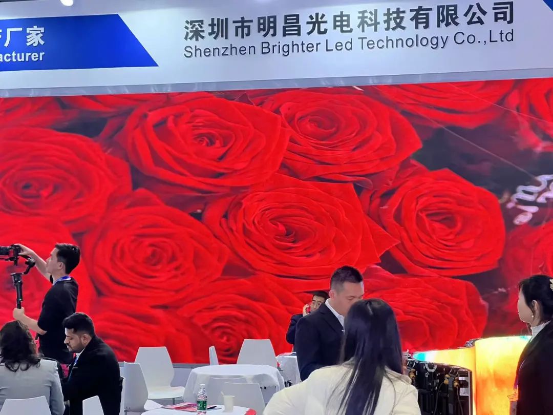 "屏"定未来！直击ISLE 2025，解码下一代显示技术DNA！
