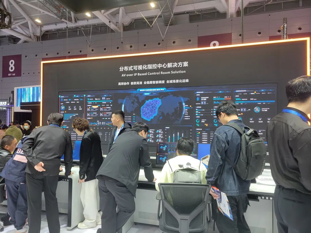 "屏"定未来！直击ISLE 2025，解码下一代显示技术DNA！