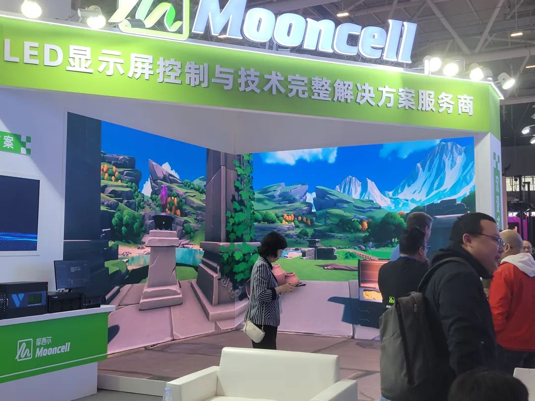 "屏"定未来！直击ISLE 2025，解码下一代显示技术DNA！
