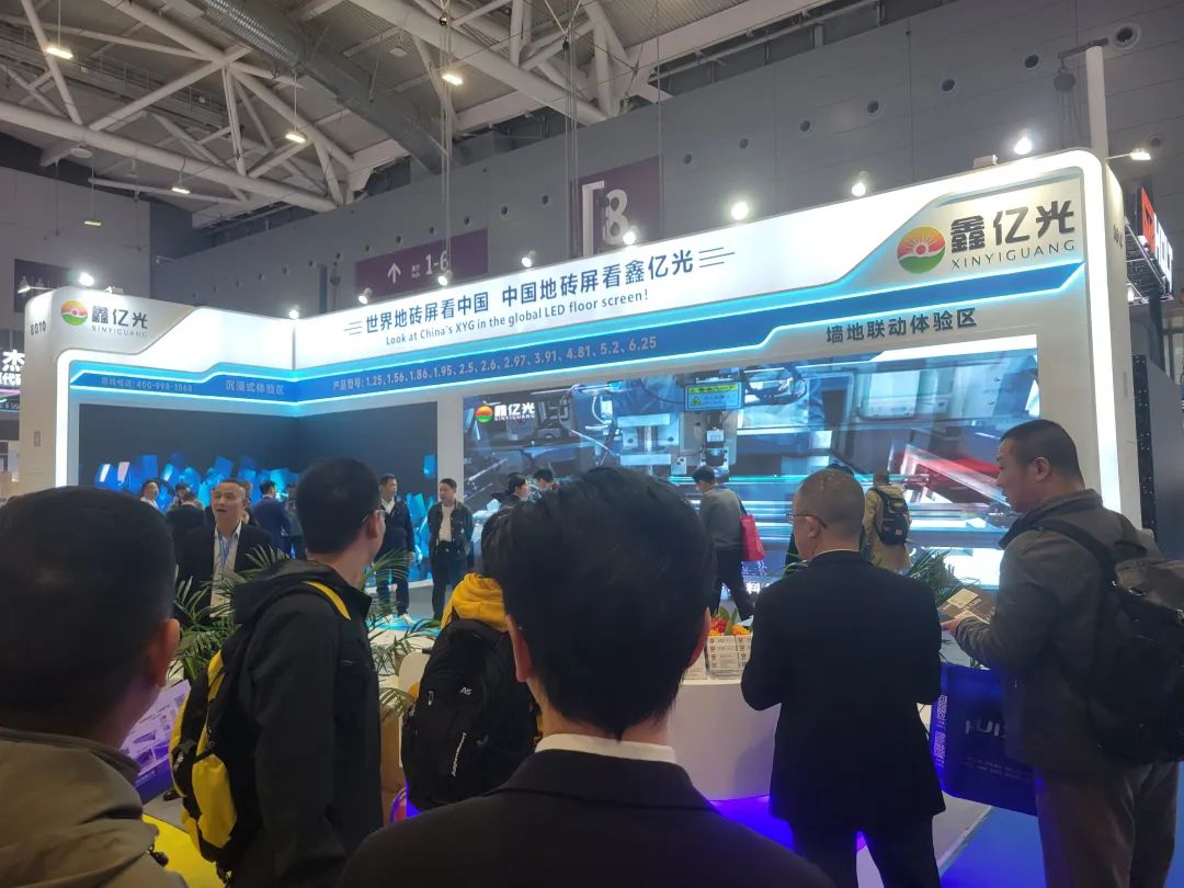 "屏"定未来！直击ISLE 2025，解码下一代显示技术DNA！
