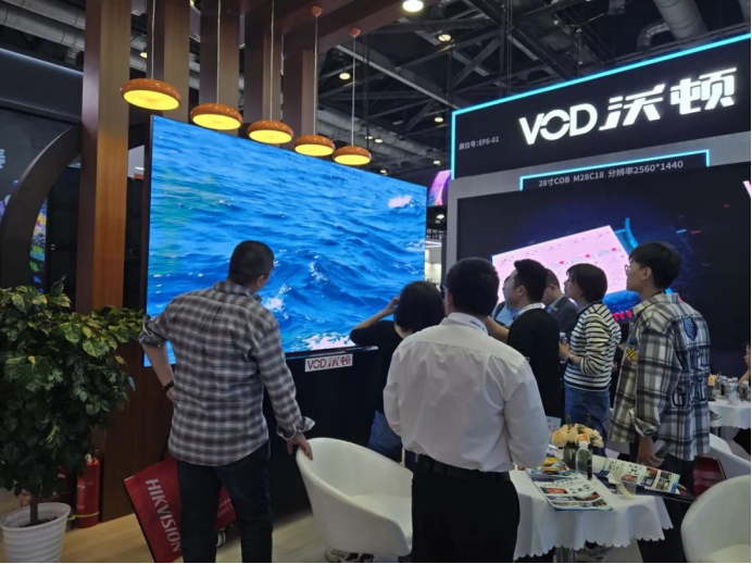 北京InfoComm China首日盛况 | 沃顿科技闪耀登场，邀您亲临EF6-01展位！
