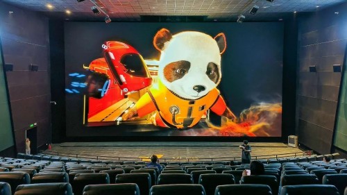 两大LED电影屏项目在上海、武汉落成