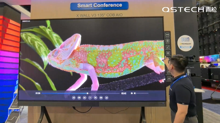 青松光电 “135寸LED一体机” 荣膺 InfoComm USA 2025最佳产品奖