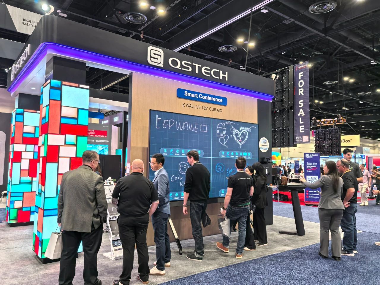 青松光电 “135寸LED一体机” 荣膺 InfoComm USA 2025最佳产品奖