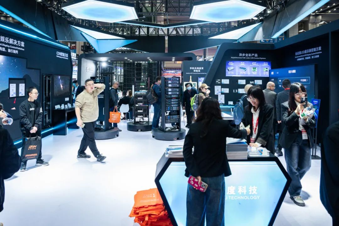 灰度科技 LED CHINA 2025：以创新构筑用户价值新高度