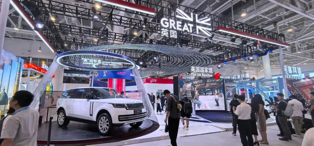 希达电子亮相第二十五届厦门投洽会,MIP Micro LED显示屏引领显示技术新潮流 希达电子亮相第二十五届厦门投洽会,MIP Micro LED显示屏引领显示技术新潮流