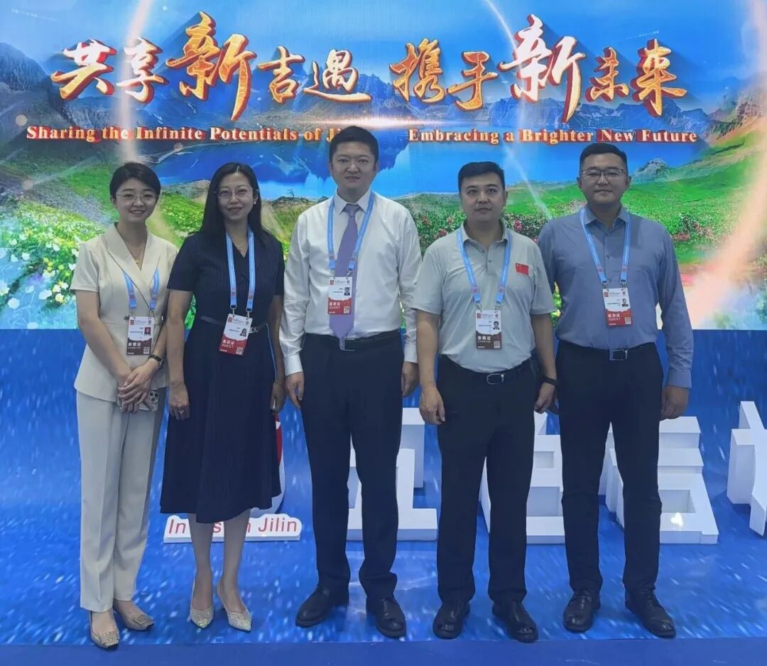 希达电子亮相第二十五届厦门投洽会,MIP Micro LED显示屏引领显示技术新潮流 希达电子亮相第二十五届厦门投洽会,MIP Micro LED显示屏引领显示技术新潮流