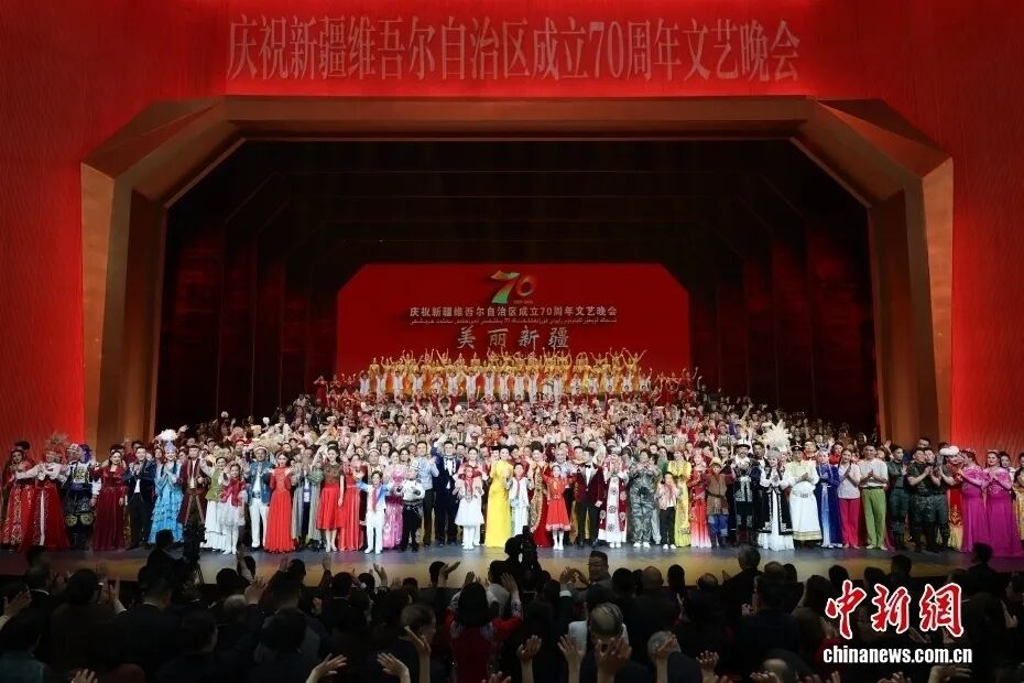 利亚德助力新疆维吾尔自治区成立70周年庆祝大会及文艺晚会圆满成功
