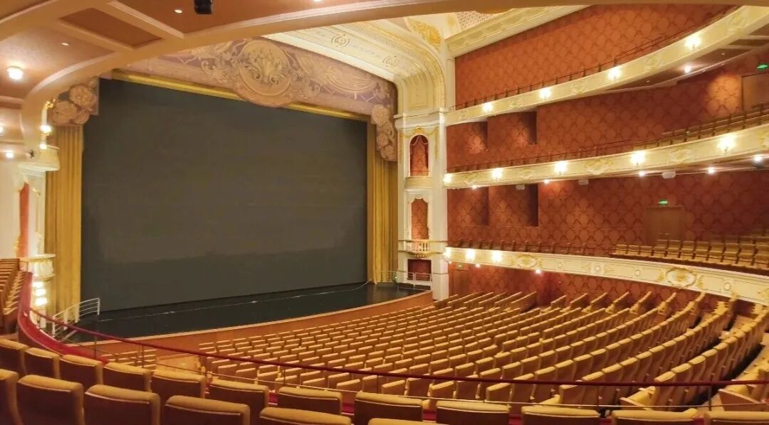 标杆案例｜龙岗国际艺术中心亮相，利亚德励丰文化赋能大湾区文化建设