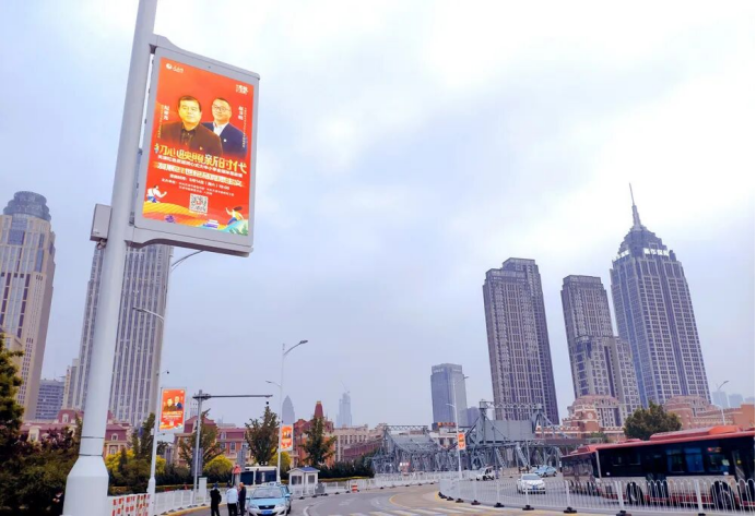 智慧城市建设新引擎——灯杆屏如何重塑城市空间体验