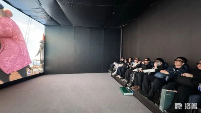  2026 InfoComm | 人气爆棚！洛普首创新产品“全透声无源被动3D屏”中国首秀
