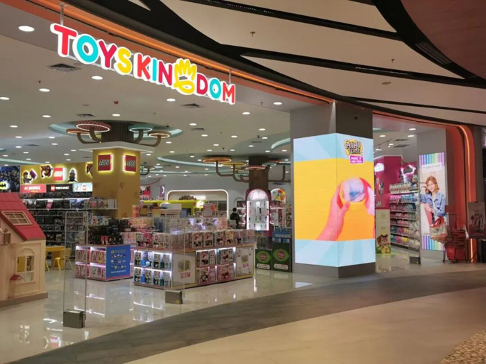 雷曼光电为Living World购物中心打造500㎡LED显示整体方案焕新商业活力