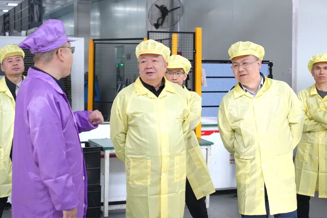深化产业协同 共绘发展蓝图——长治市招商局、深圳万润科技领导莅临高科集团考察调研