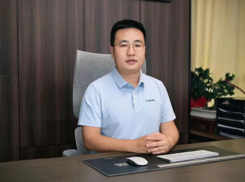 建达强：拒绝千屏一面，会“呼吸”的机械屏重塑视觉体验